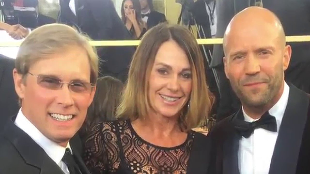 Nadia Comaneci, Bart Conner, Greg Louganis at the Golden Globes - YouTube.