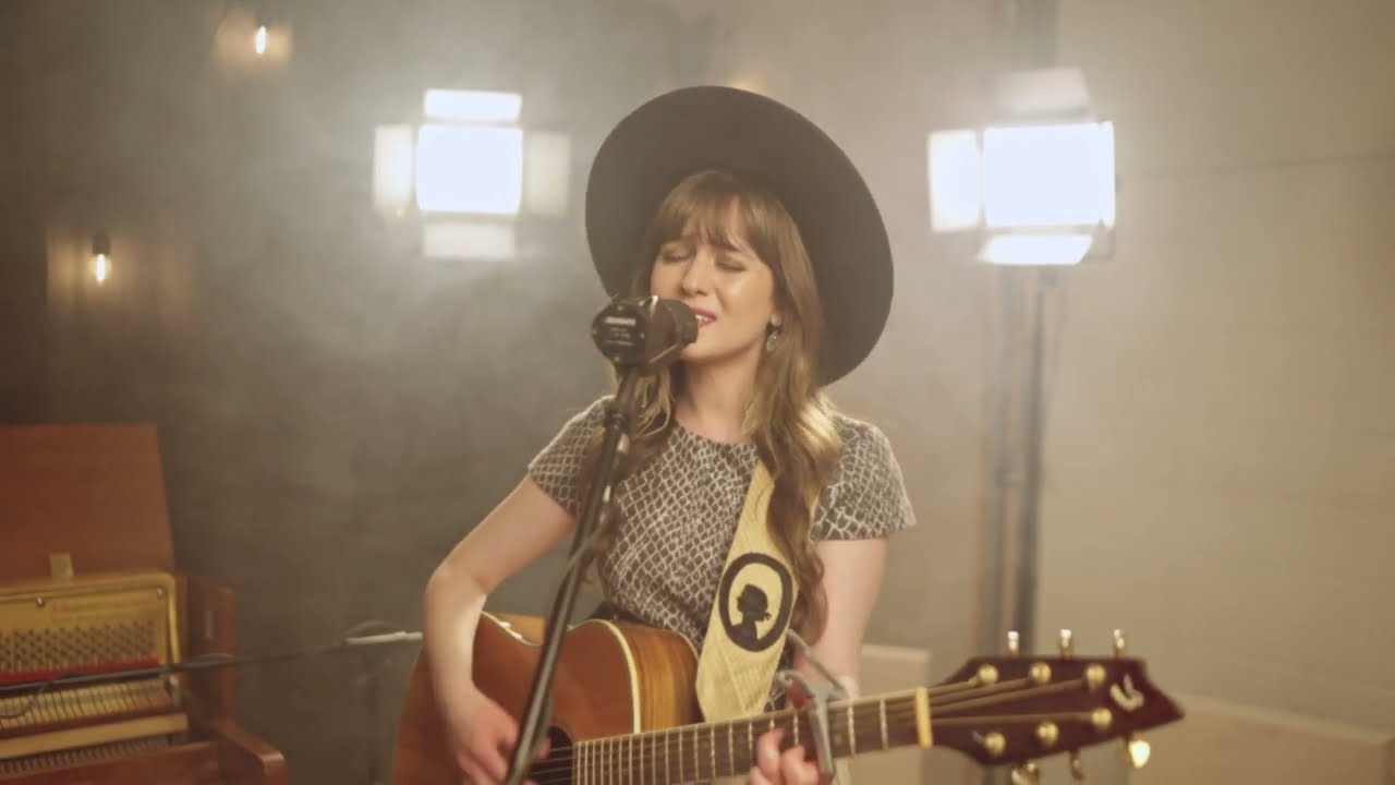 Lovers In a Dangerous Time [Live & Acoustic] - Justine Giles Ft. Sarah Houston