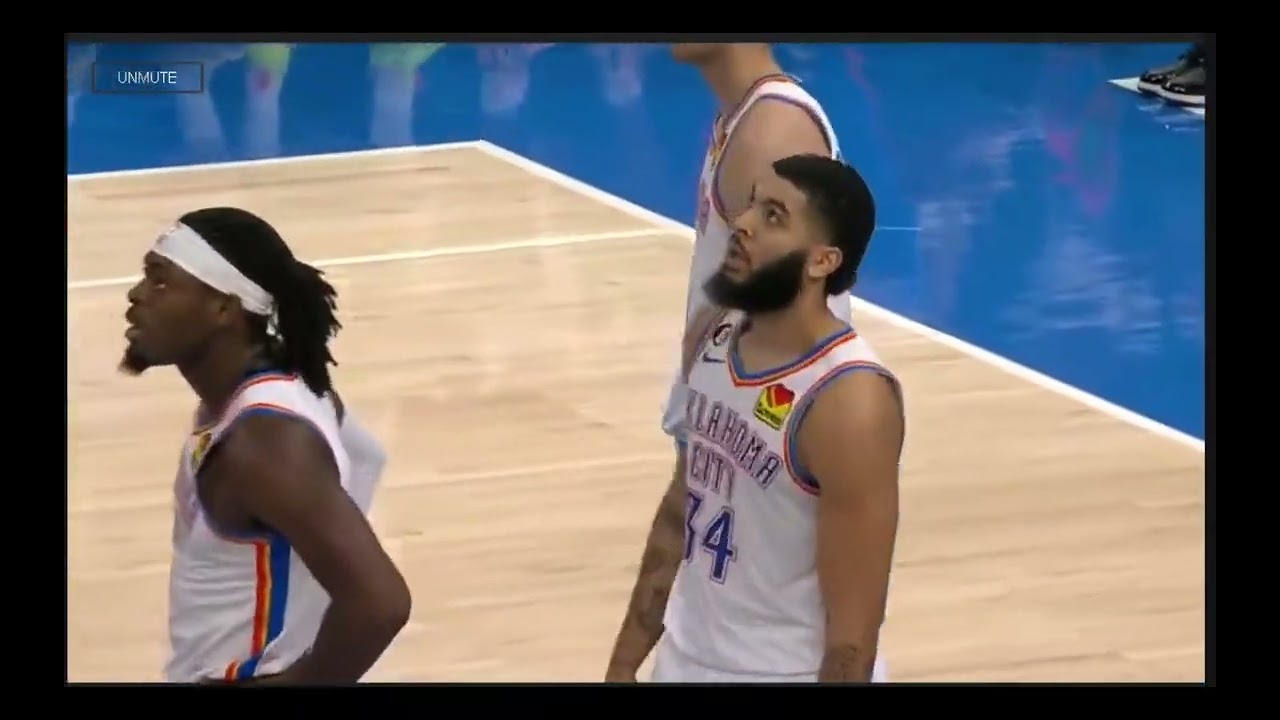 Kenrich Williams gets a tech for mishandling Santi Aldama