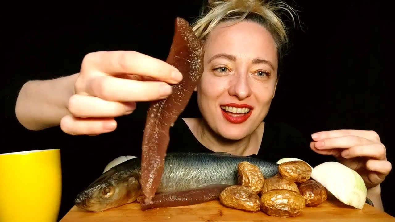 Селедка и икра селедки Мукбанг Mukbang