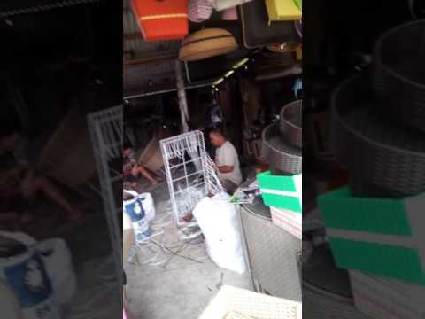 proses-anyaman-rotan-sintetis-fadilafurniture.com