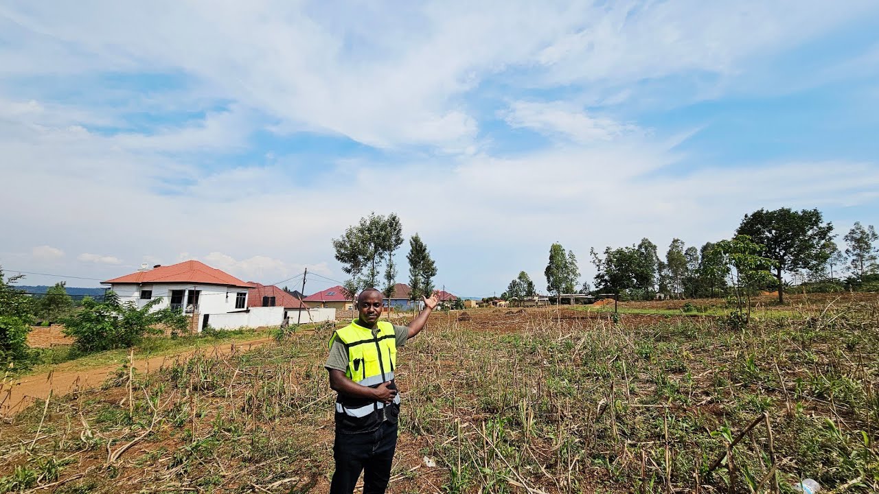Dutemberane Site Y'ibibanza Bwiza Bigurishwa Muri KIGALI  KANOMBE, 25M rwf.