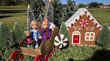 Perfect Christmas tree ! Elsa & Anna toddlers - snowman - Barbie dolls