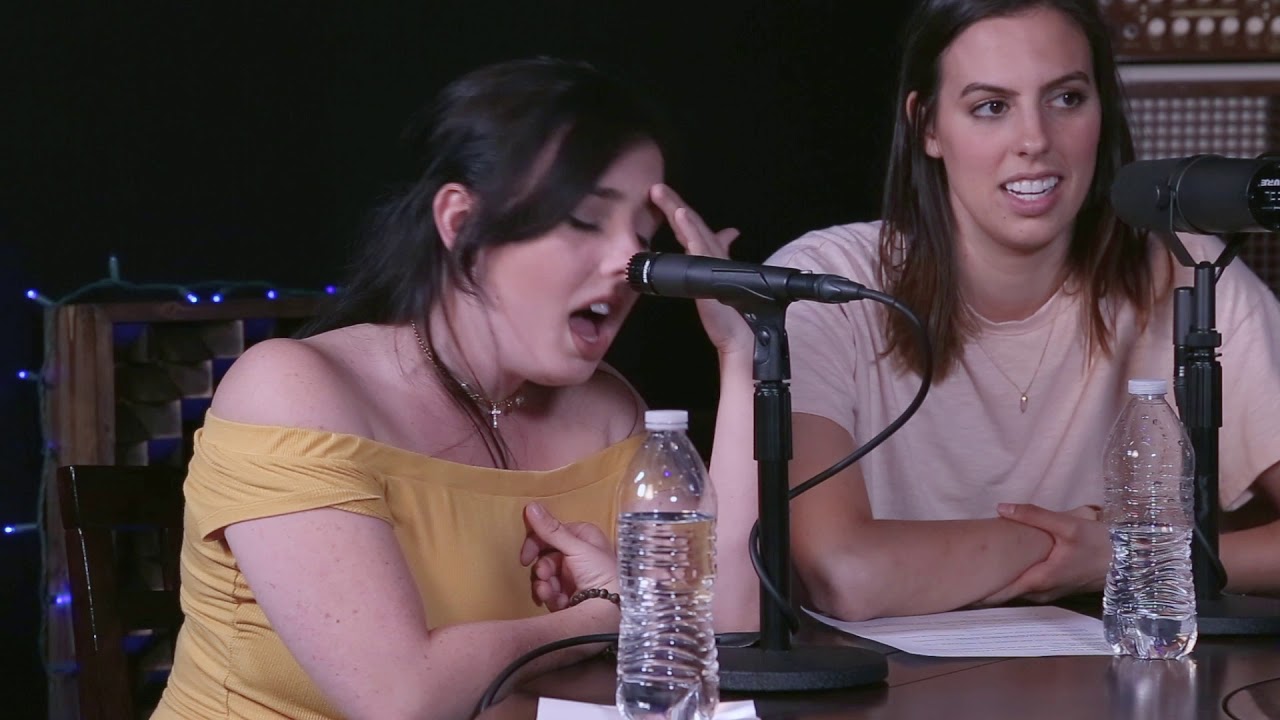 Amy FAINTED in the Mall!!