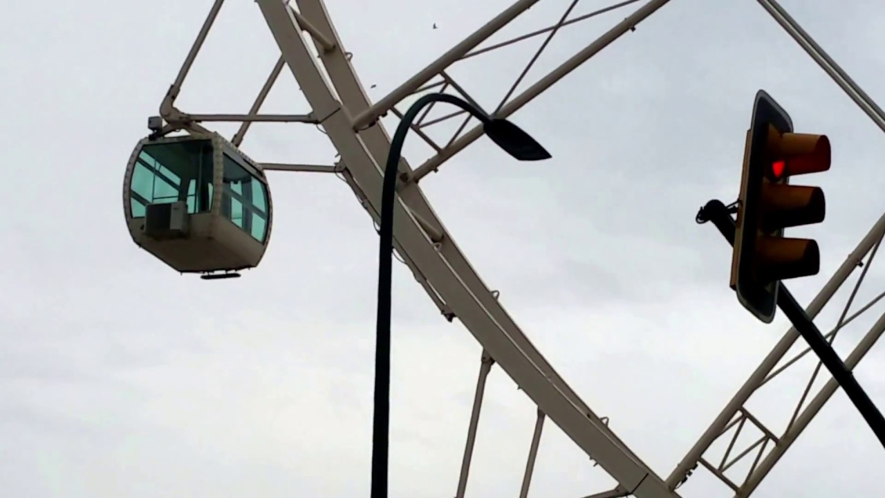 Noria gigante del puerto de Málaga  - Giant Ferris wheel of the port of Malaga