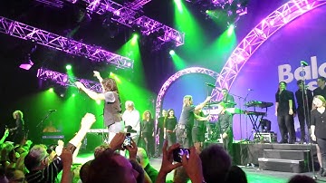 Foreigner -  I Want to Know What Love Is / Baloise Session 2014