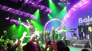 Foreigner -  I Want to Know What Love Is / Baloise Session 2014