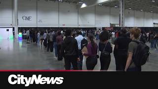 Youth unemployment remains high in Canada as hundreds attend annual CNE job fair