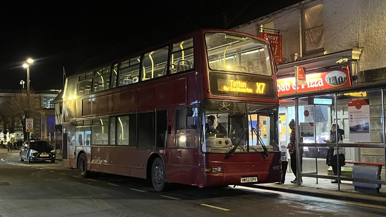 Idle loop! Salisbury Reds 1997 HW52 EPN | ZF €3 Volvo B7TL