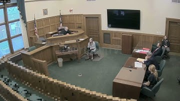 Boze rechter haalt uit naar gevangenisbewaker – meest explosieve hoorzitting tot nu toe!