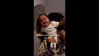 Baby Upset That She Couldn’t Pull Her Dad’s Hair Then Clams Down When She Pulls It