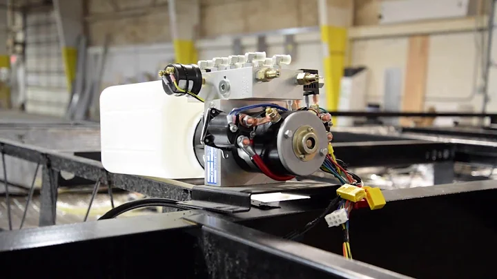 Manual Override of the Leveling Jacks | Luxury Fifth Wheels | Augusta RV