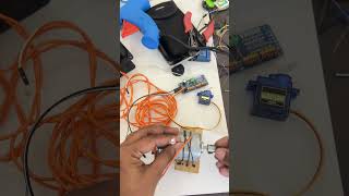 775 DC Motor Hack ⚡ #775Motor #DCMotor #EMF #ScienceHack #Electronics #DIY #Shorts