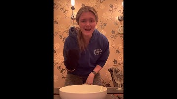 Tights demonstration (digestive system)