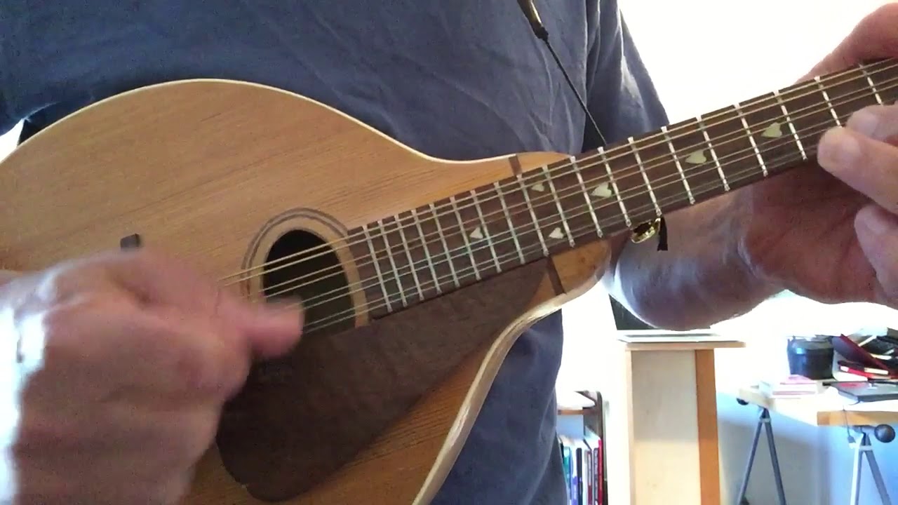 Oak Ridge Stomp on mandolin - YouTube