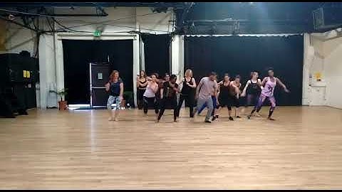 Weslei Guimaraes, Samba no pé class in Santa Cruz, California