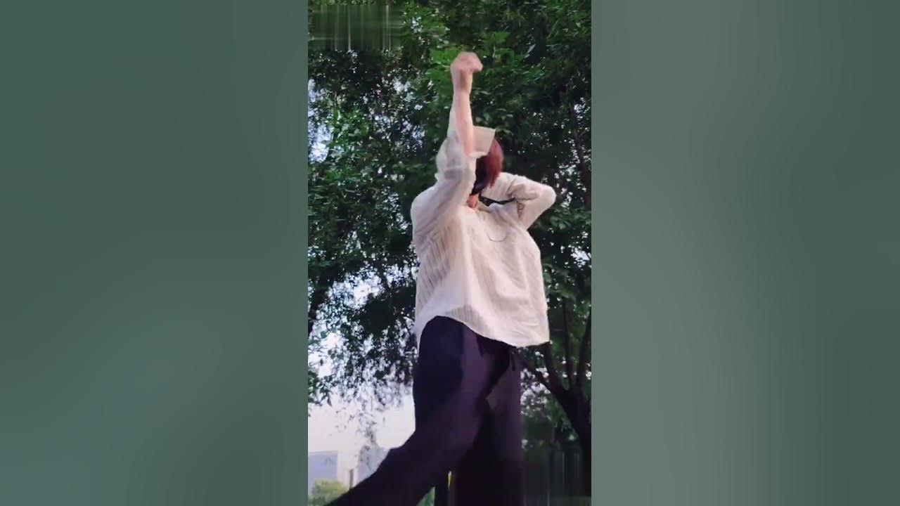 「王晨艺」隆里电丝 #dancer #dancechallenge2022 #stage