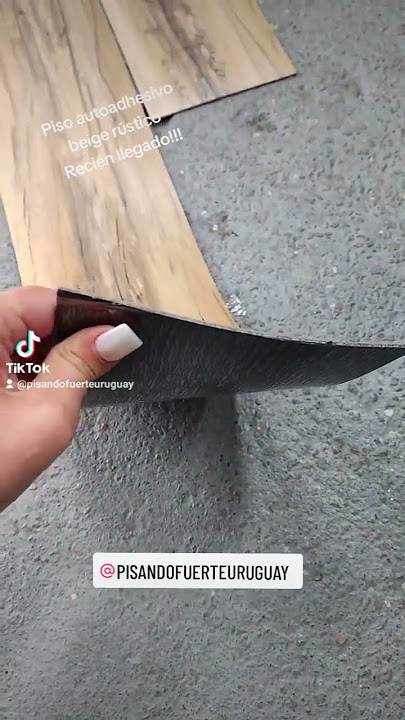 Piso vinílico autoadhesivo rústico Recien llegado!!!