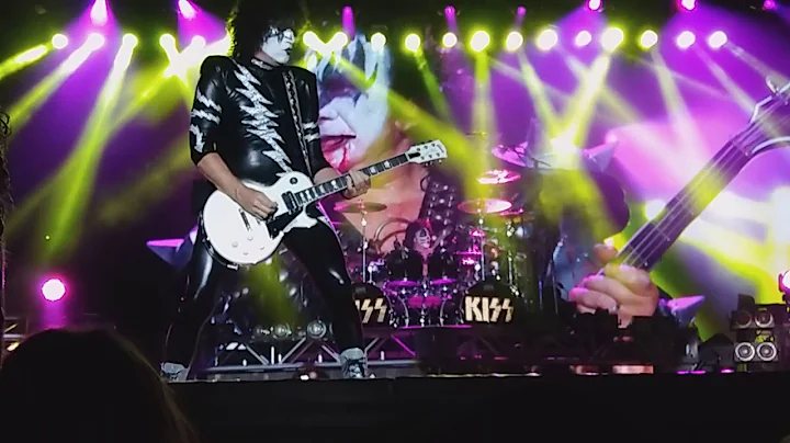 Kiss- live at RiverEdge Park, Aurora, IL 8/20/2017 full show part 2 of 3