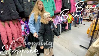 VLOG: Shopping 🛍️ Покупка Зимней куртки для Насти / По магазинам всей семьей / Семейный шоппинг 🤑