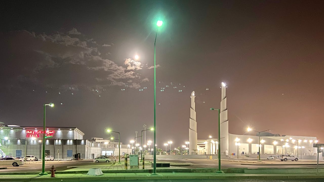 IS SAUDI ARABIA SAFE? Markaz Yanbu TASTE of Authentic SHAWARMA