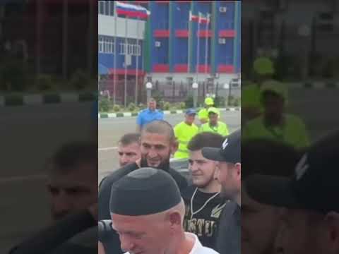 Хамзат Чимаев с чемпионским поясом прибыл в родную Чеченскую Республику