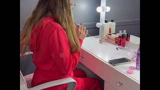 Girl Gets Huge Revenge Wedgie