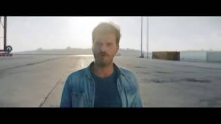 Kıvanç Tatlıtuğ Yeni Mavi Reklamı #HepmiÇokMaviyiz 2018
