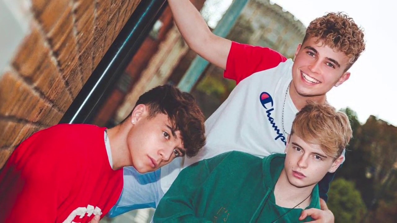 Guess the voice challenge - Roadtrip edition | RoadTripFan2