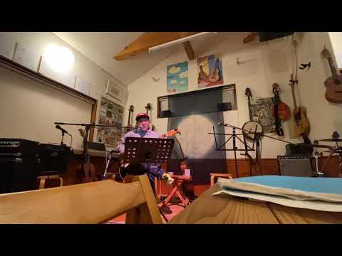 Theピーズ　ロンパリンラビン　弾き語り