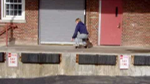 Nollie-Kickflip off HarderHall loading dock