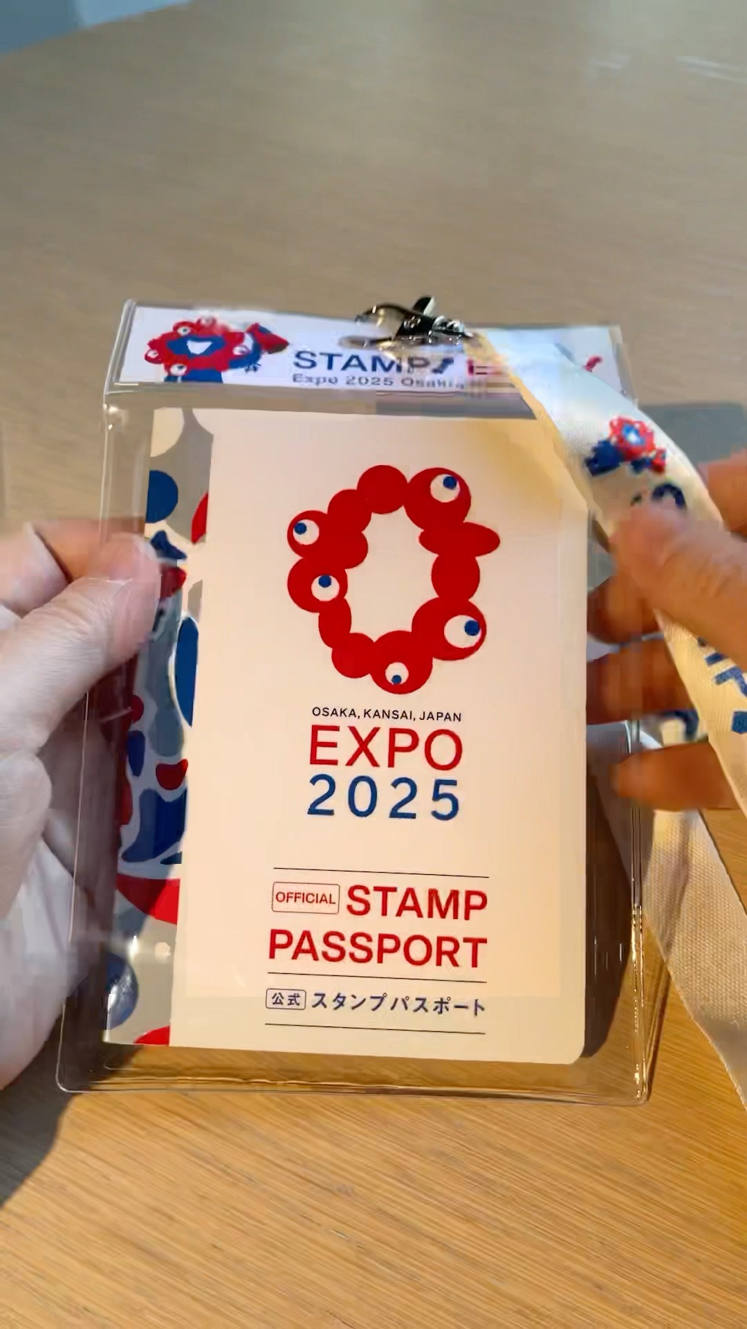 ASMR】大阪万博のスタンプ帳はケースにめっちゃ入れにくい！#大阪万博