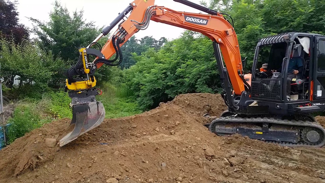 TR-30 DOOSAN DX55MT-5K - YouTube