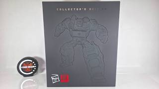 Unboxing: Robosen Transformers Auto-Converting Soundwave