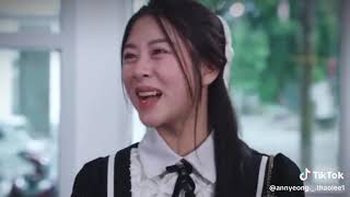 tấm thiệp mời trên bàn.... phiên bản thảo lee ai muốn làm phiên bản về ai trong gãy thì bl screenshot 1