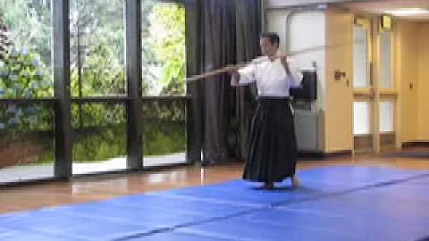 The power of Ki: Naginata demo by Kashiwaya sensei