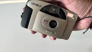 Minolta F25 old retro photo camera 35mm filmroll shooting device autoflash