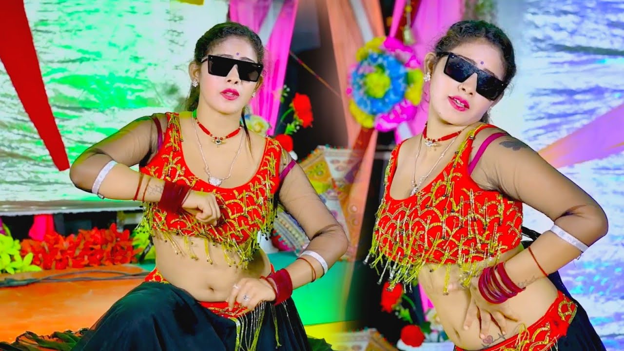 एक चुम्मा तू मुझको उधार दे दे और बदले मे रुपिया हजार ले ले || Mahi Alwar Dance || Ranjeet Gurjar