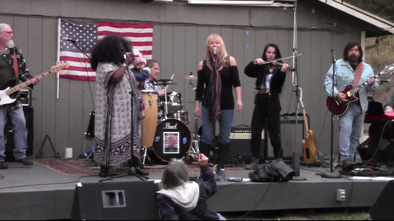 Somerstock 2020 clips from the Simms Band and the Retro-Addicts.