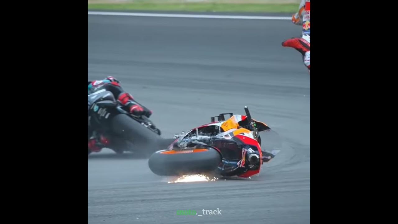 MotoGP crash💔