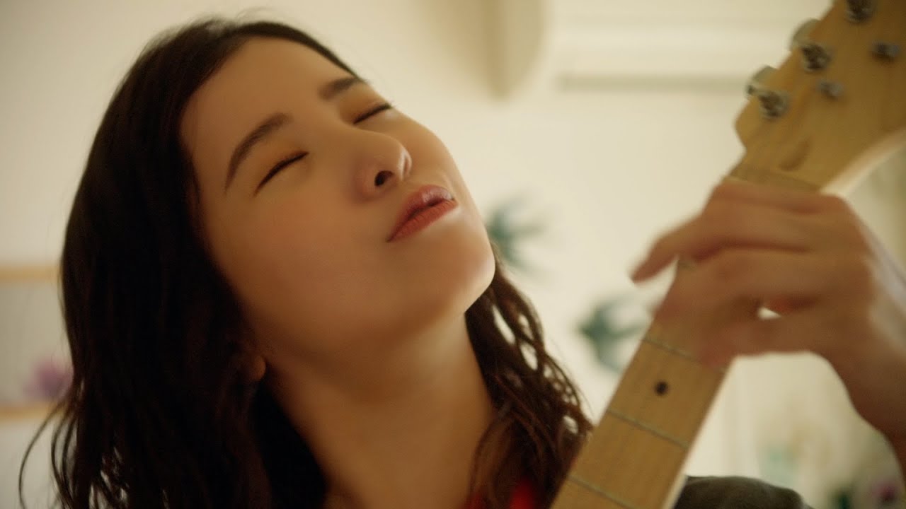 吉高由里子 エレキギターデビュー 速弾きで陶酔 J Com 電力 新tvcm エレキギター 篇 Youtube 吉高由里子 エレキギターデビュー 速弾きで陶酔 J Com 電力 新tvcm エレキギター 篇 Youtube