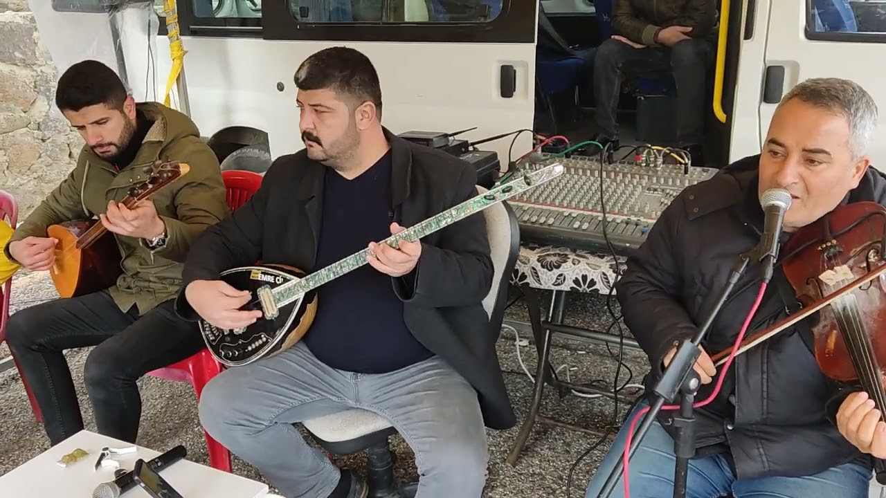 Uzun Havanın Babası Haydar Öztürk Ve Bağlama Üstadı Emre Çil Düğünü coşturdu 2022