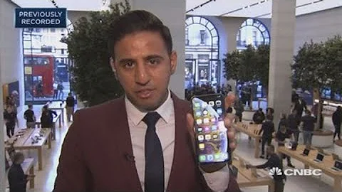New iPhone XS Max is Apple's largest, most expensive phone to date | Squawk Box Europe
