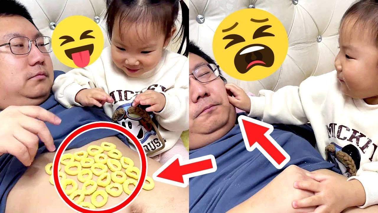 爸爸肚子上的甜甜圈抢着吃 #宝爸带娃 #记录宝宝 #男人带娃系列 #爹带娃系列 #爷俩日常