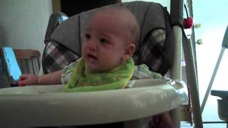 trying to eat but it hurts