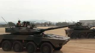 G171001E 日本原駐屯地 量産型16式機動戦闘車MCV 初展示 - YouTube