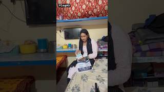 Aaj ka mini vlog: Mummy ke phone ki surgery 👩🔧😂”#minivlog #vlogger #viral