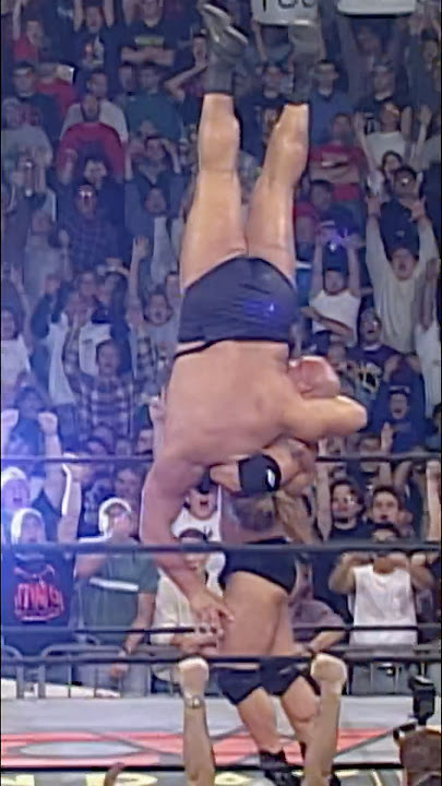 The sound of the WCW ring 🤌🏼