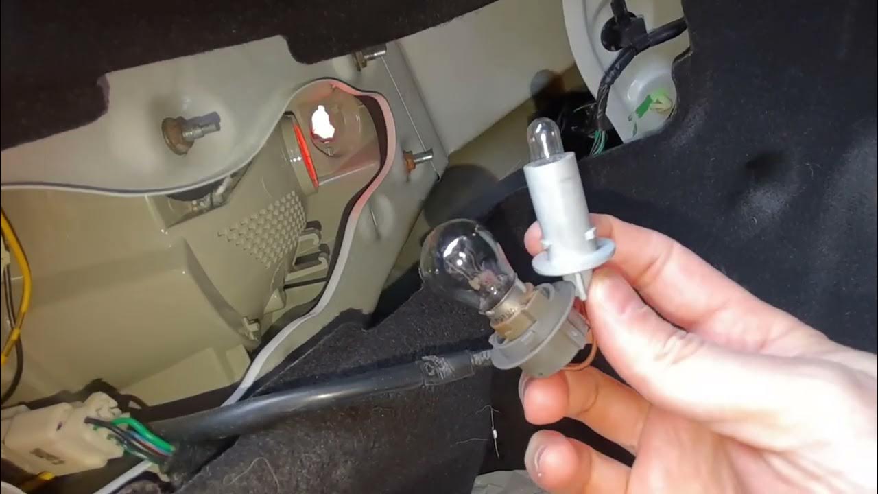 How to Replace a Brake Light Bulb on a 2013 - 2016 Hyundai Sonata - YouTube