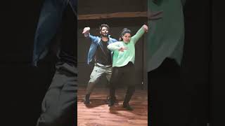 Sambhavna Seth & Avinash Dwivedi Dances On Song Sambhavna New Dance